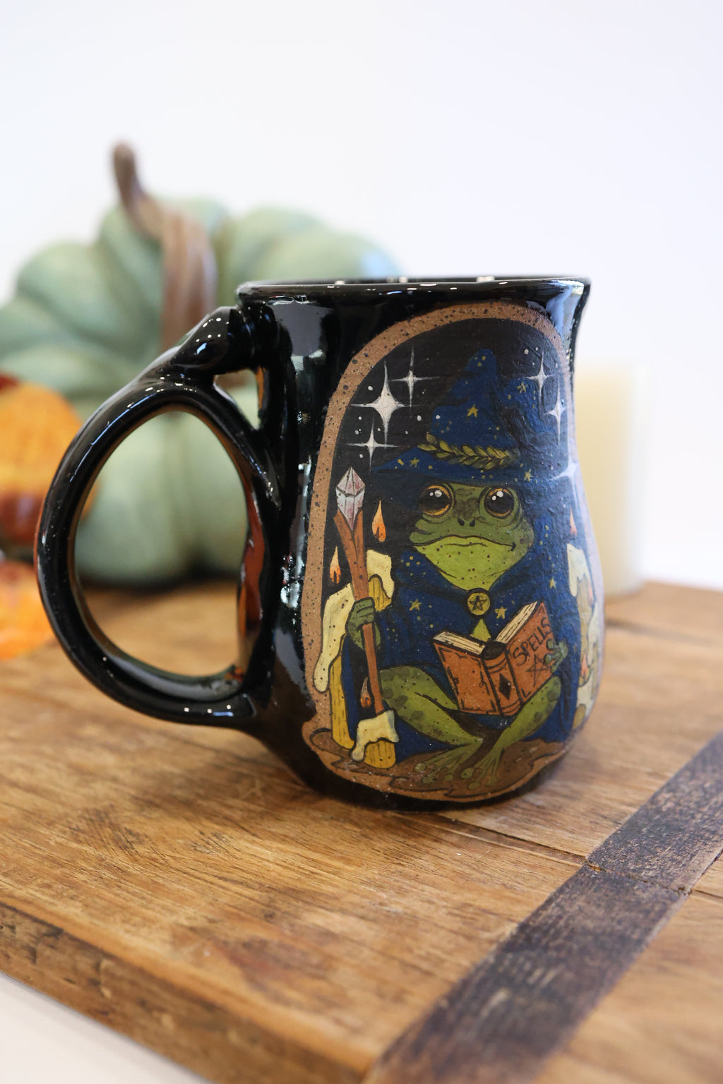 Wizard Frog with Spellbook